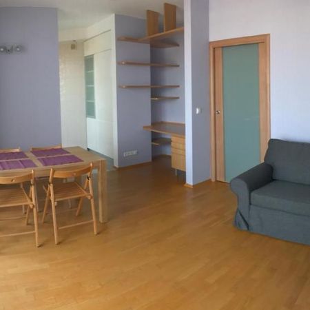 Apartament Lewandow Apartment Varşovia Exterior foto